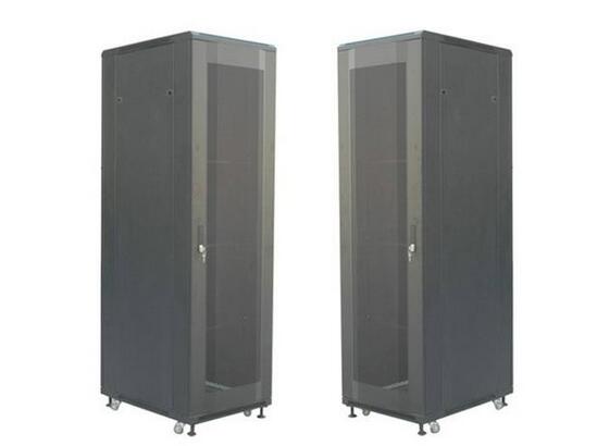 監控機柜.jpg 監控機柜.jpg